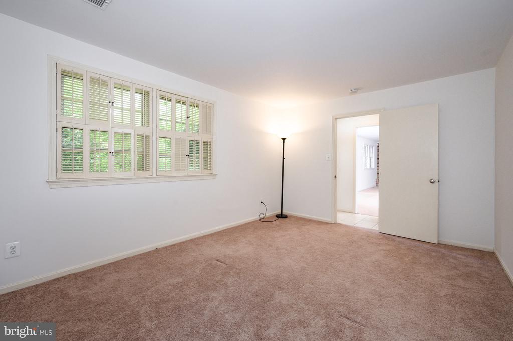 6728 SULKY LANE