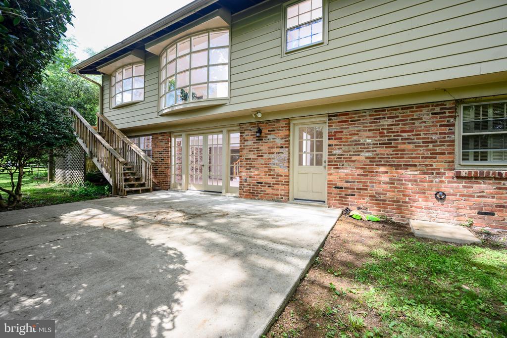 6728 SULKY LANE