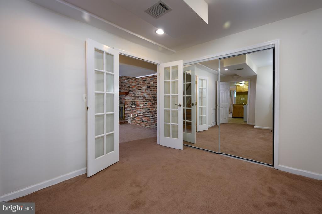 6728 SULKY LANE