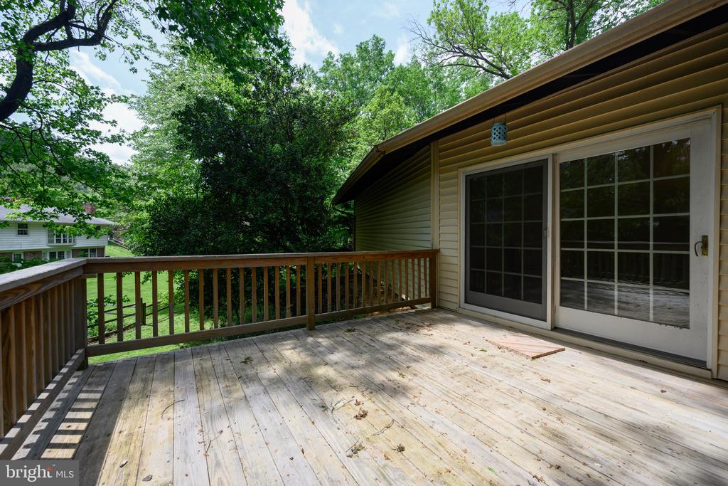 6728 SULKY LANE