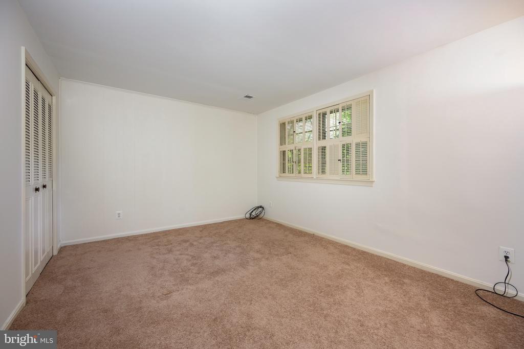 6728 SULKY LANE