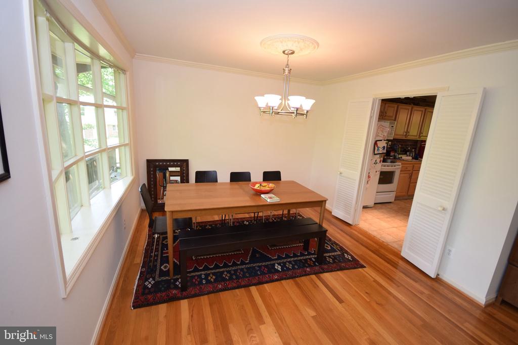 6728 SULKY LANE