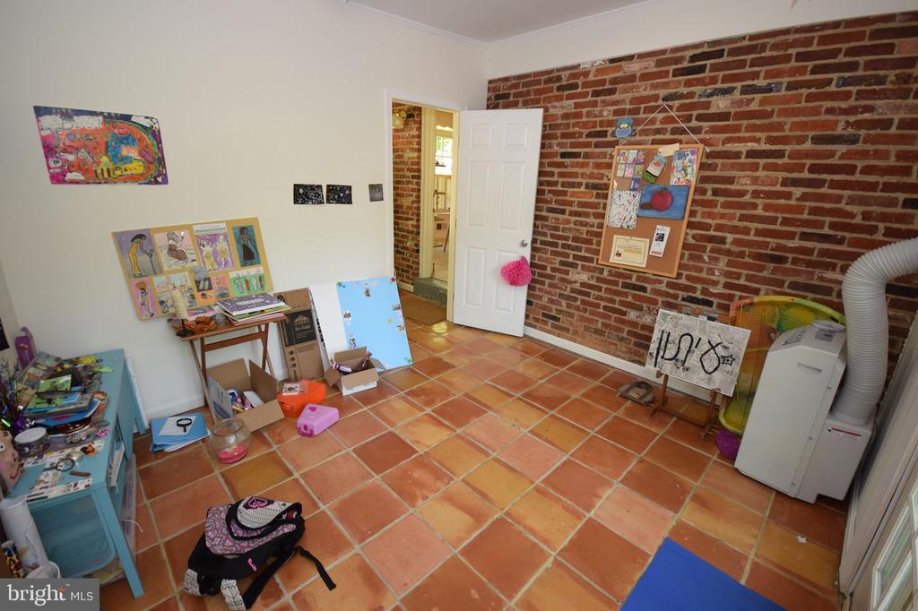 6728 SULKY LANE