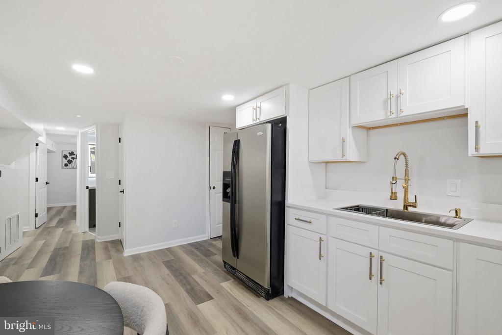 12718 MEADOWOOD DRIVE