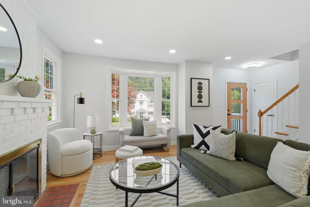12718 MEADOWOOD DRIVE