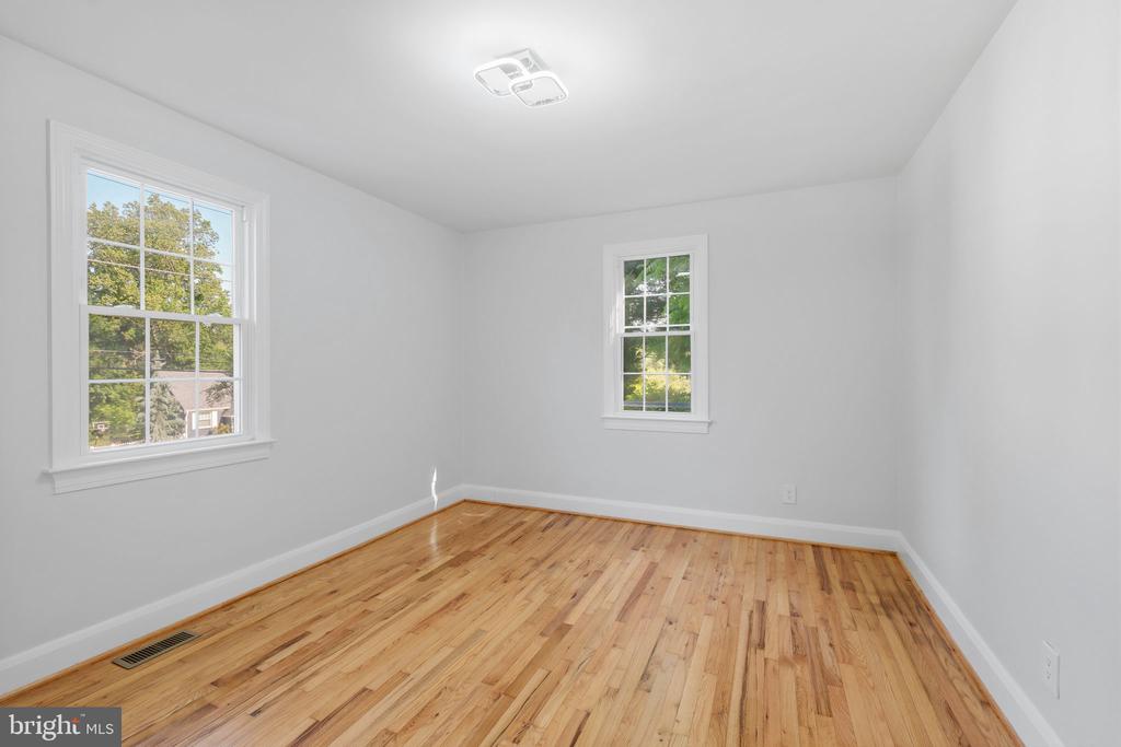 12718 MEADOWOOD DRIVE