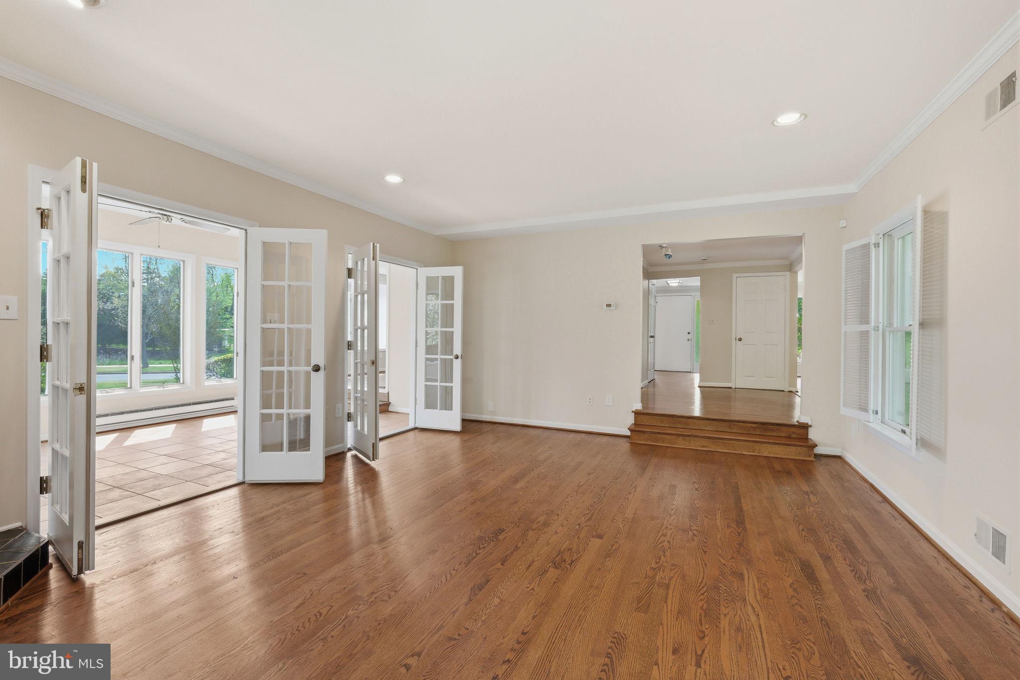 1429 LONGHILL DRIVE