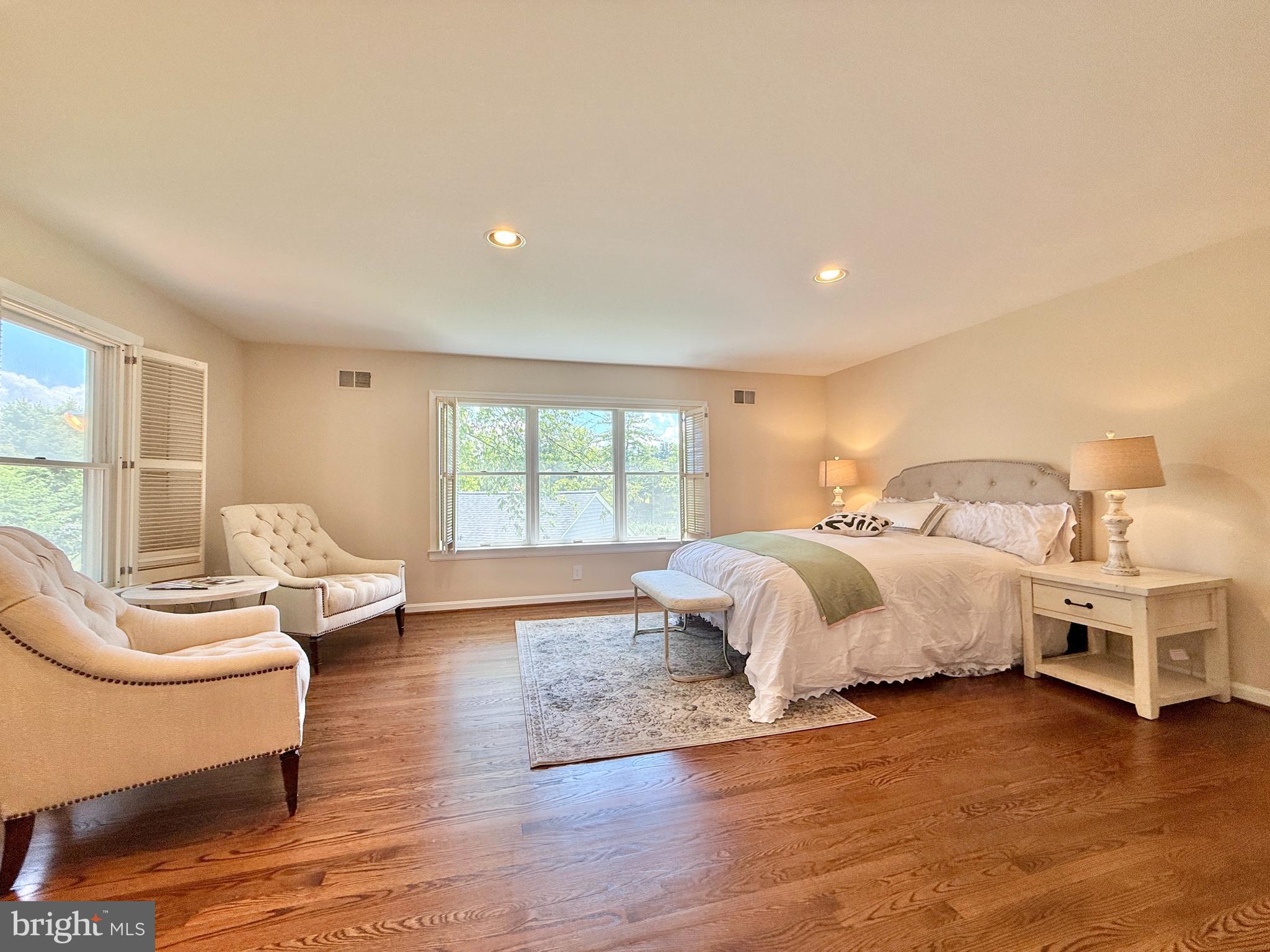 1429 LONGHILL DRIVE