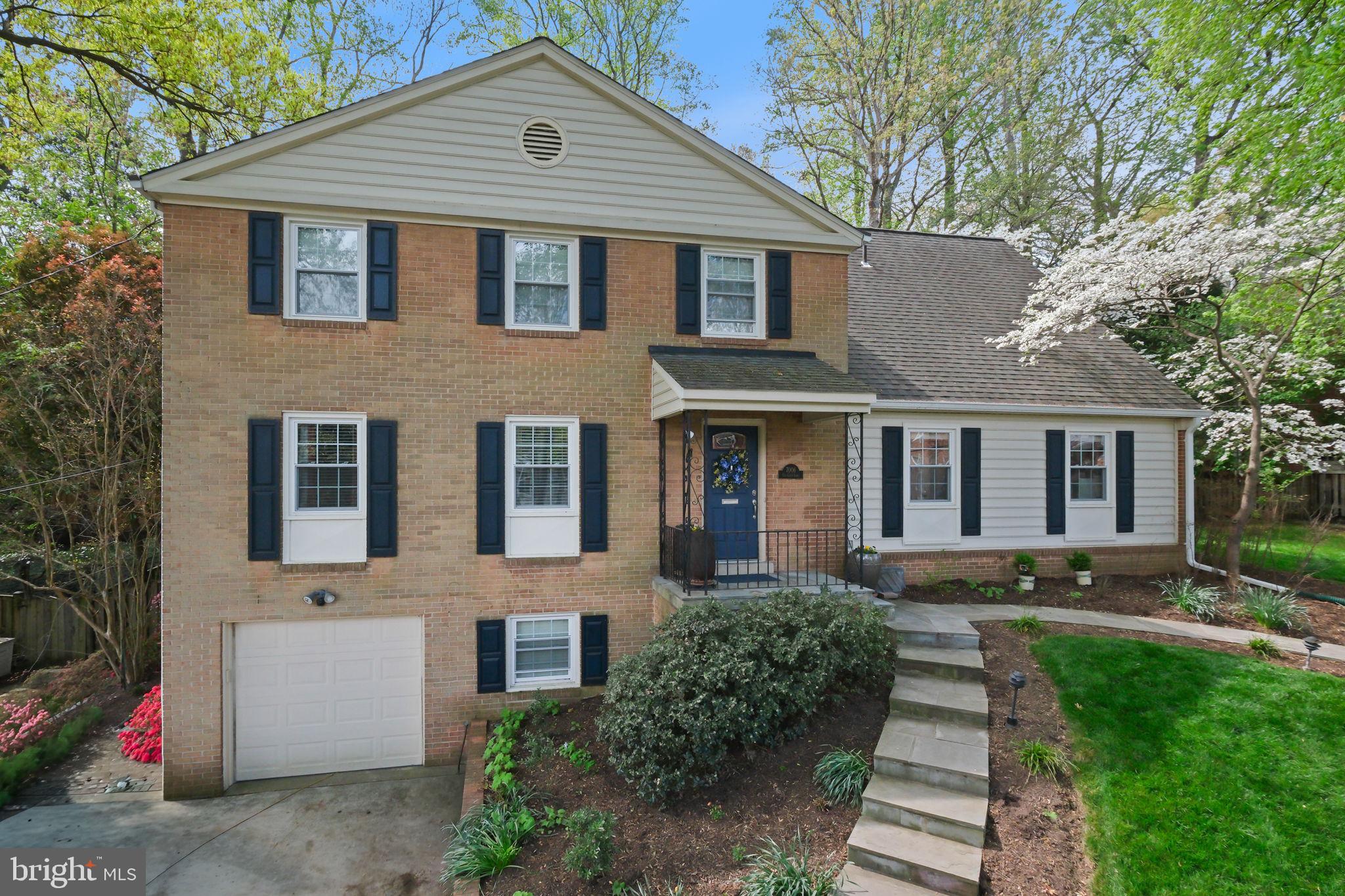 7006 OLD CABIN LANE