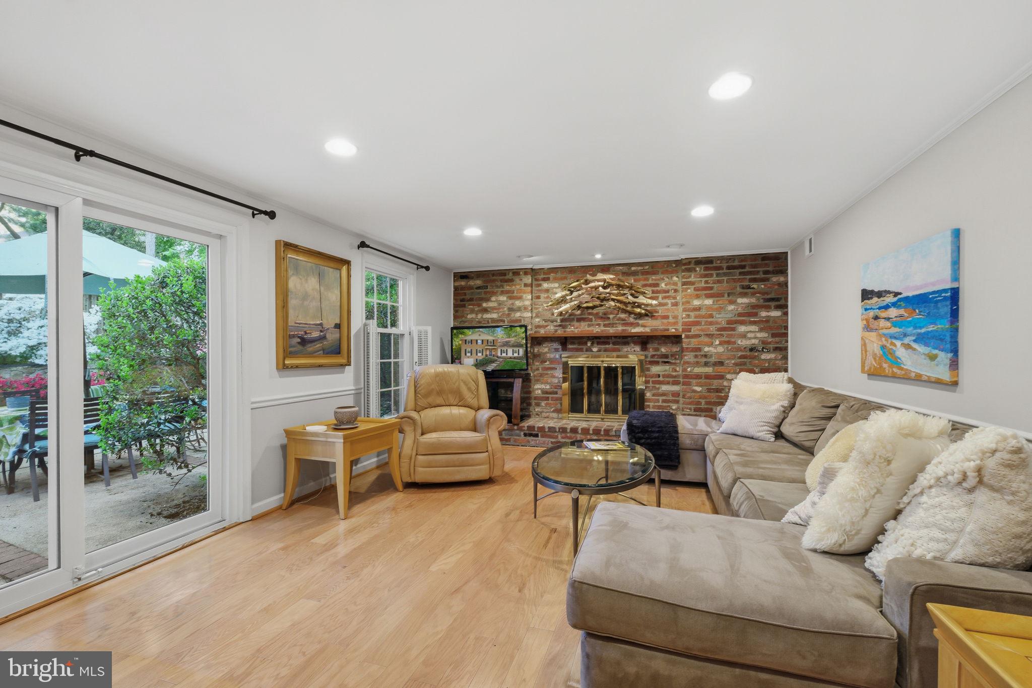 7006 OLD CABIN LANE
