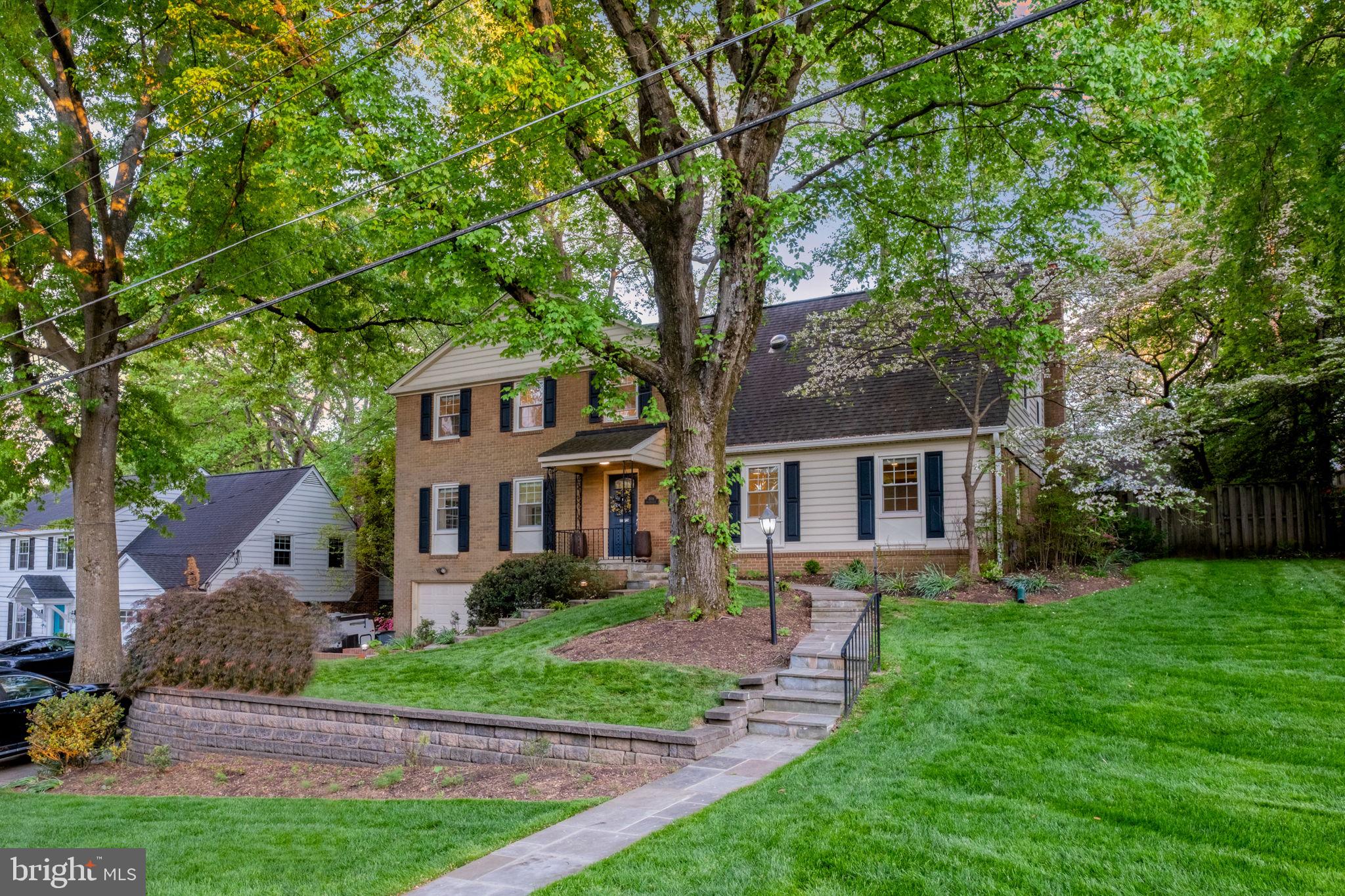 7006 OLD CABIN LANE