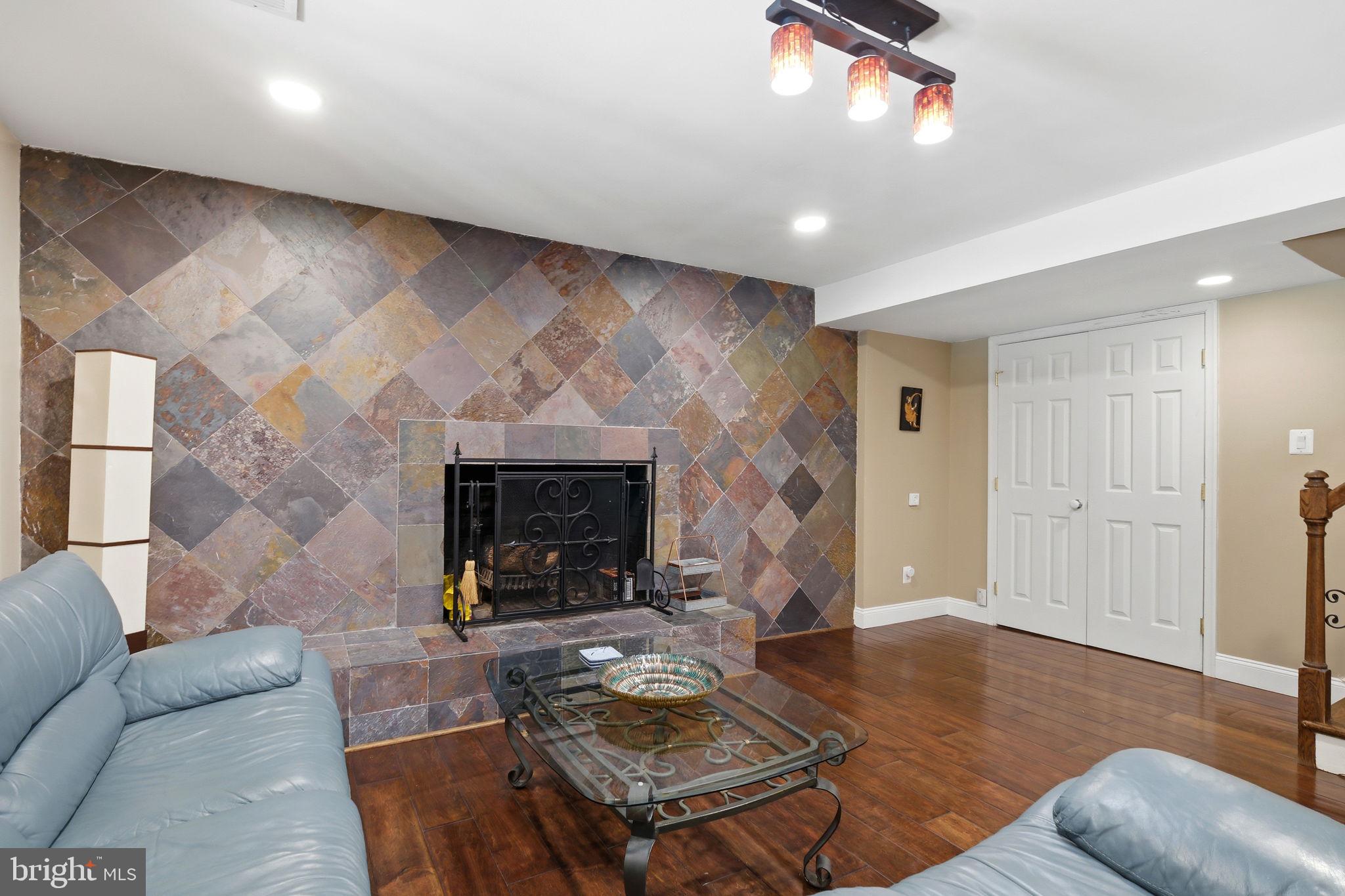 13 TRAILRIDGE COURT