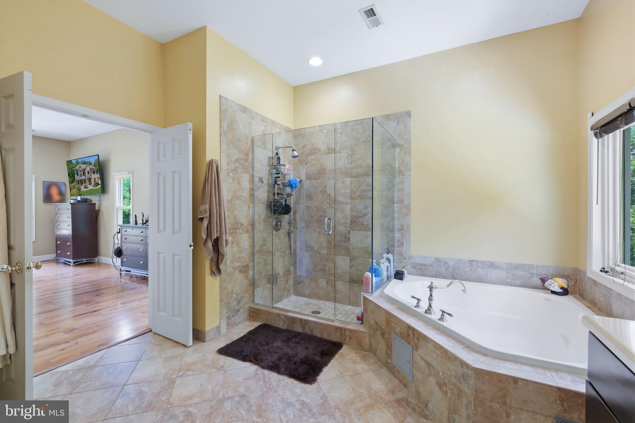13 TRAILRIDGE COURT