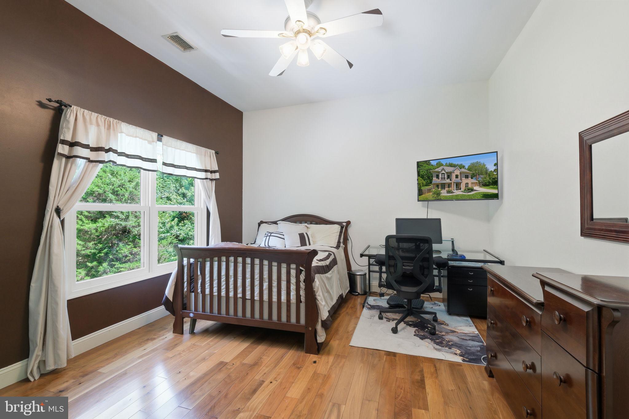 13 TRAILRIDGE COURT