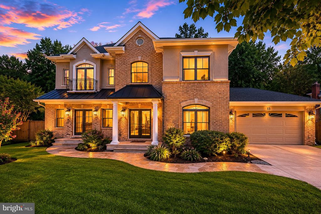 13 TRAILRIDGE COURT