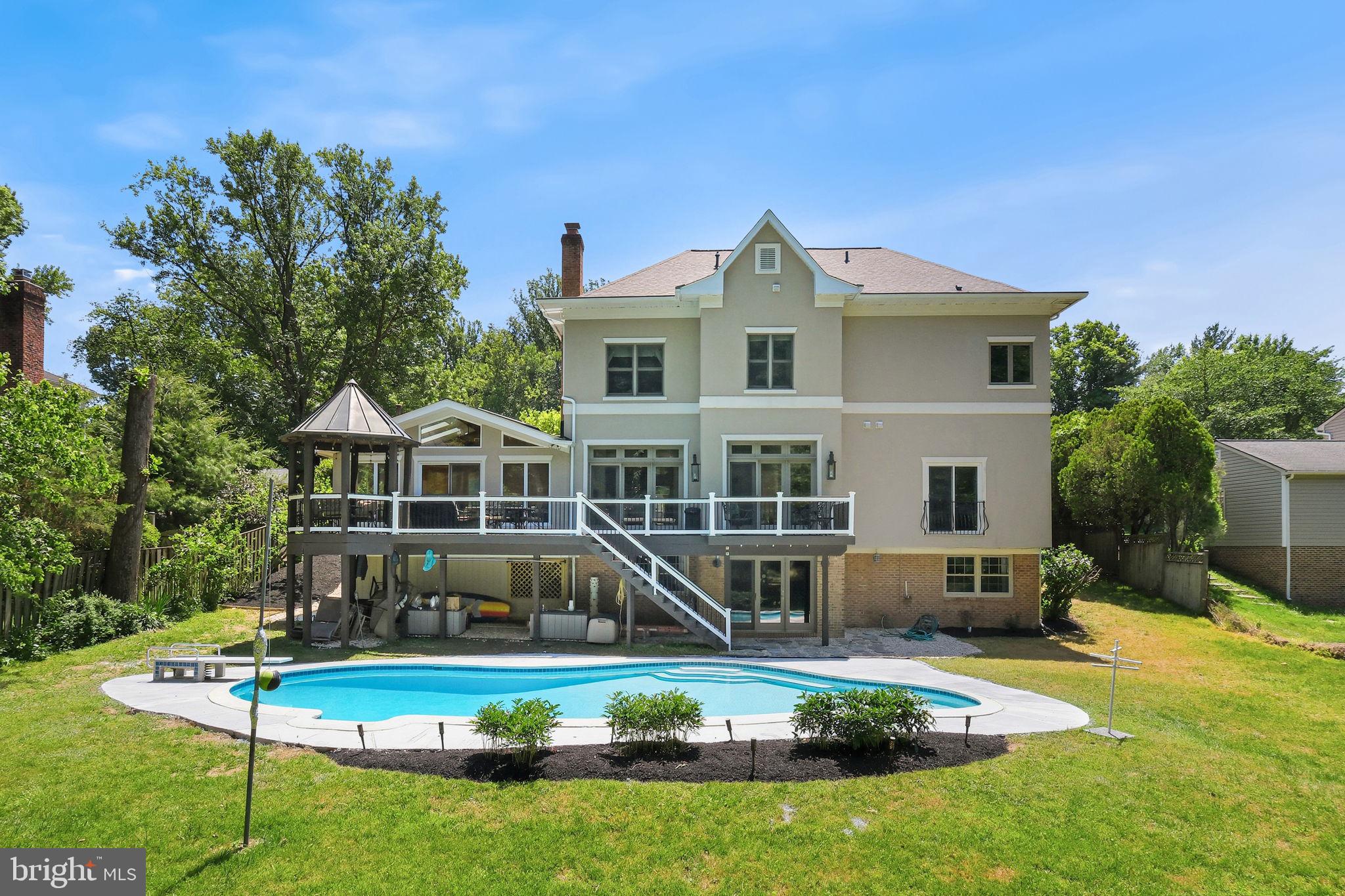 13 TRAILRIDGE COURT