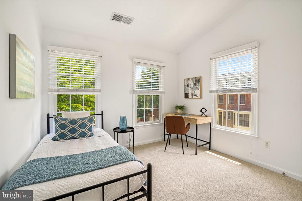 11900 BRISTOL MANOR COURT Unit: 73