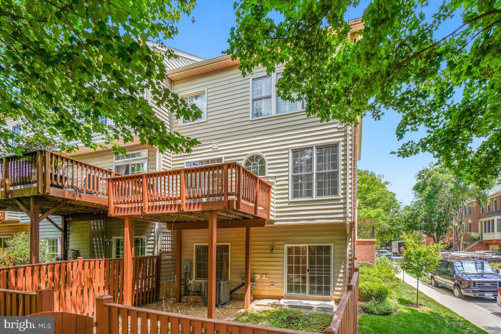 11900 BRISTOL MANOR COURT Unit: 73