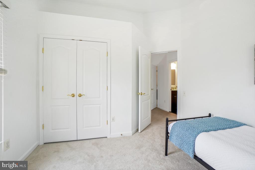 11900 BRISTOL MANOR COURT Unit: 73