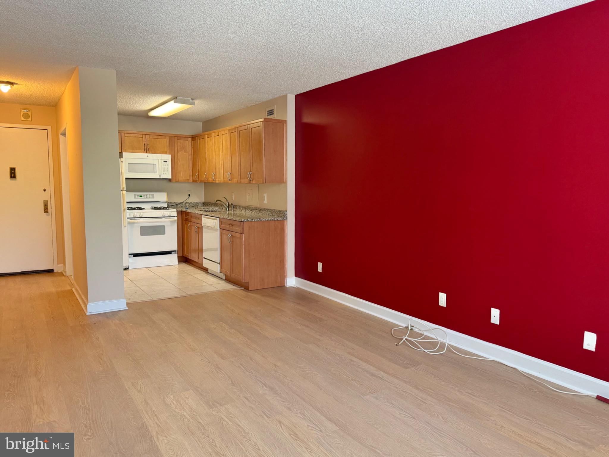 5225 POOKS HILL ROAD 303S
