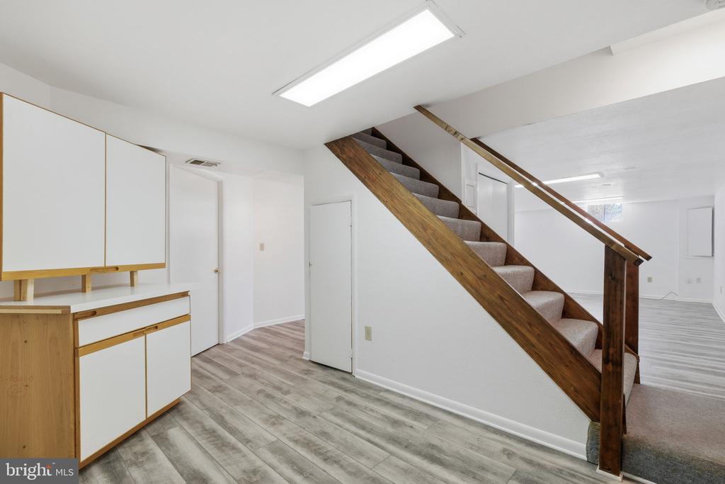 1429 LONGHILL DRIVE