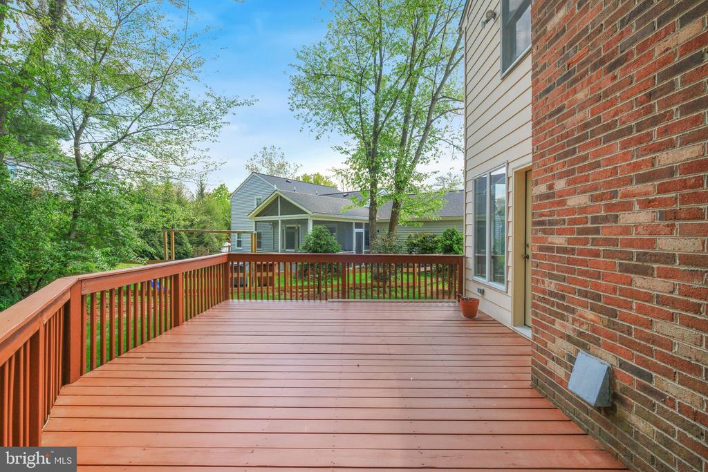 1429 LONGHILL DRIVE