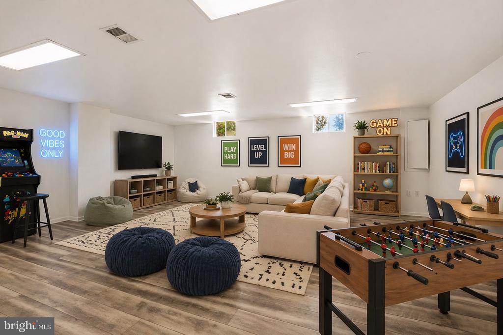 1429 LONGHILL DRIVE
