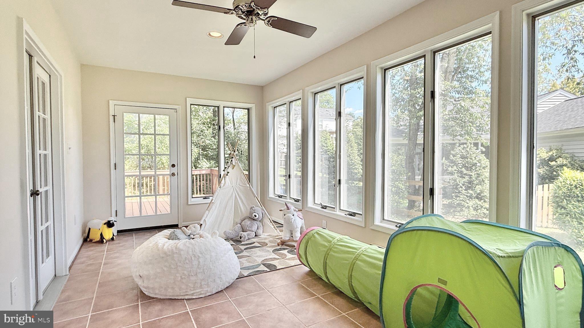 1429 LONGHILL DRIVE