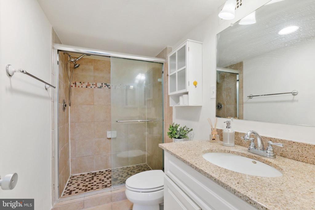 5101 RIVER ROAD 513