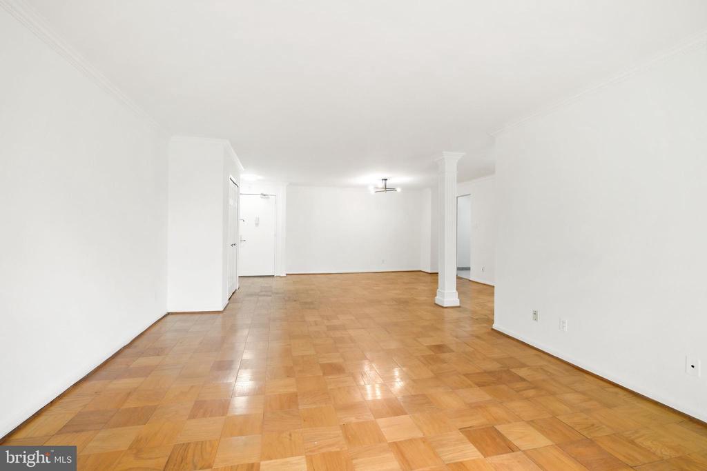 5101 RIVER ROAD 513