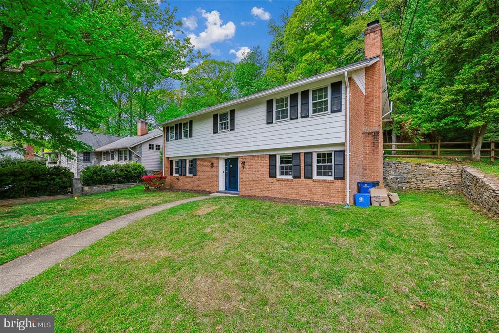 11506 STONEWOOD LANE