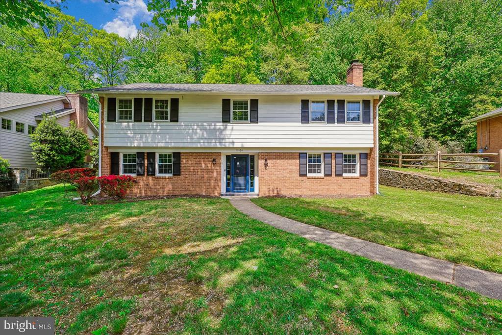11506 STONEWOOD LANE