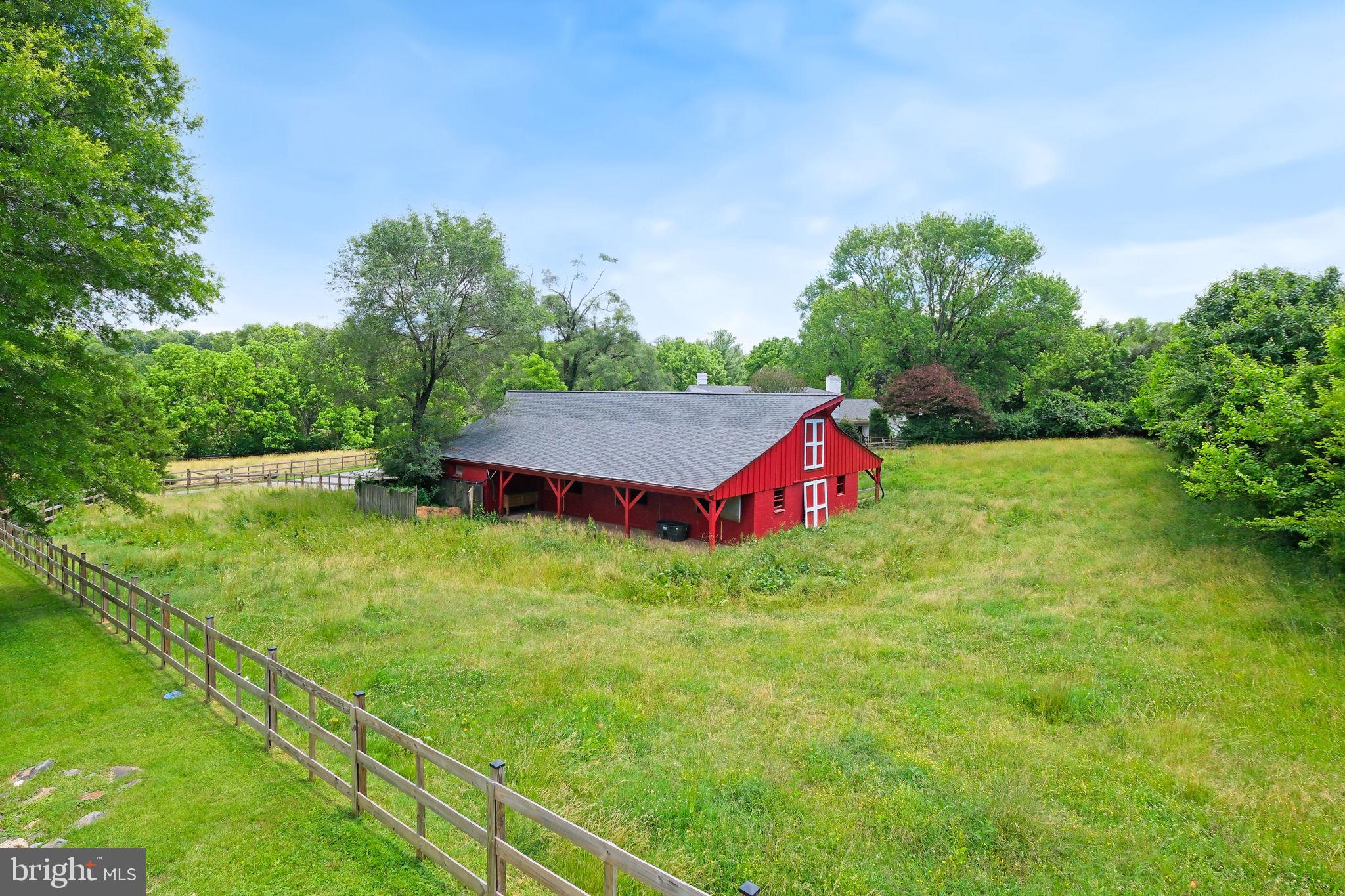 10600 RED BARN LANE A