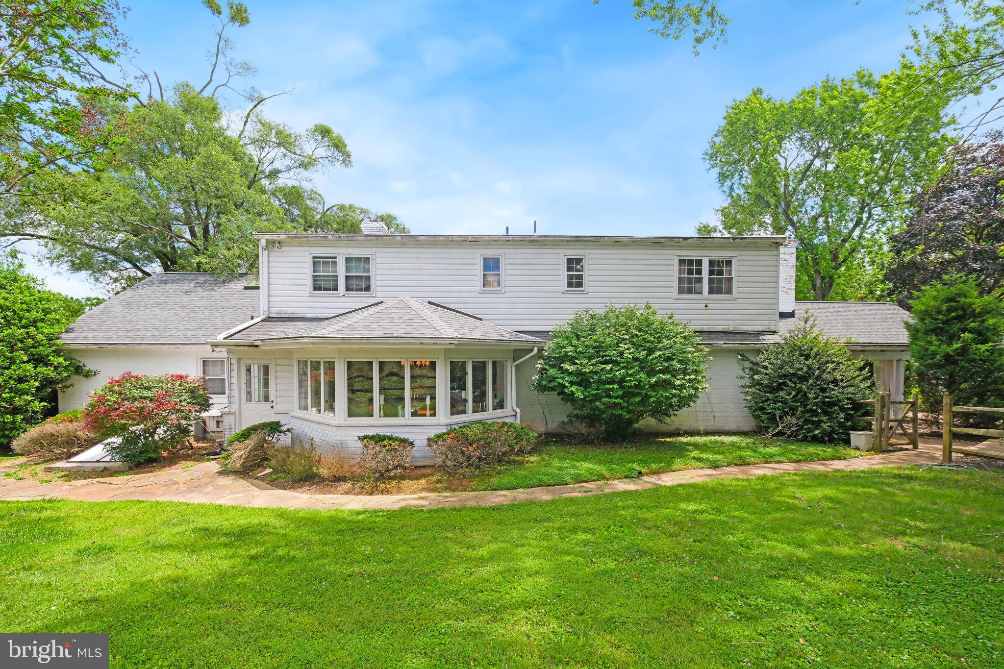 10600 RED BARN LANE A