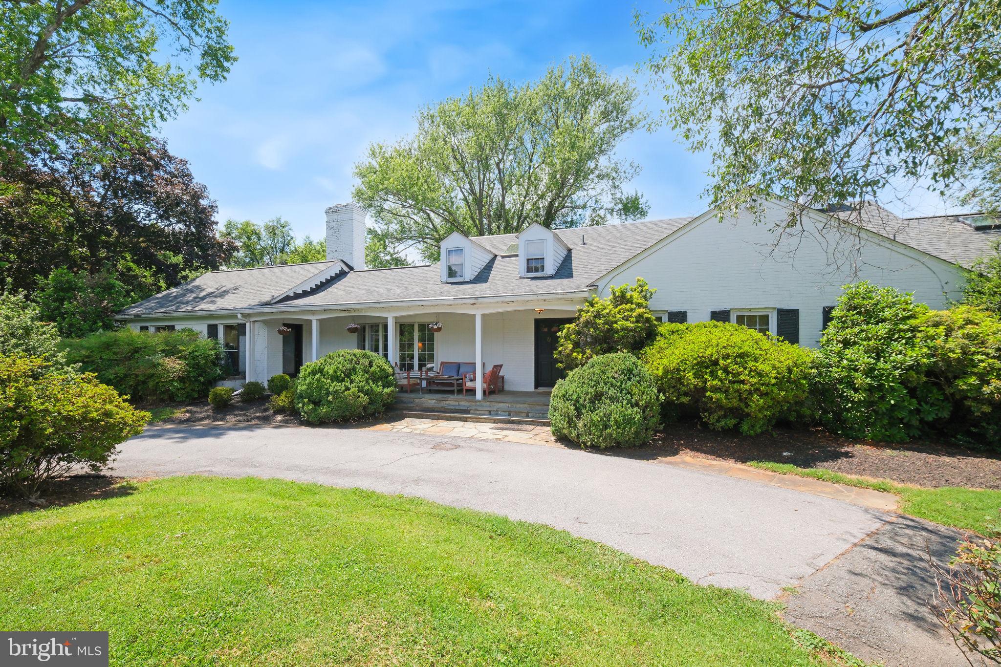10600 RED BARN LANE A
