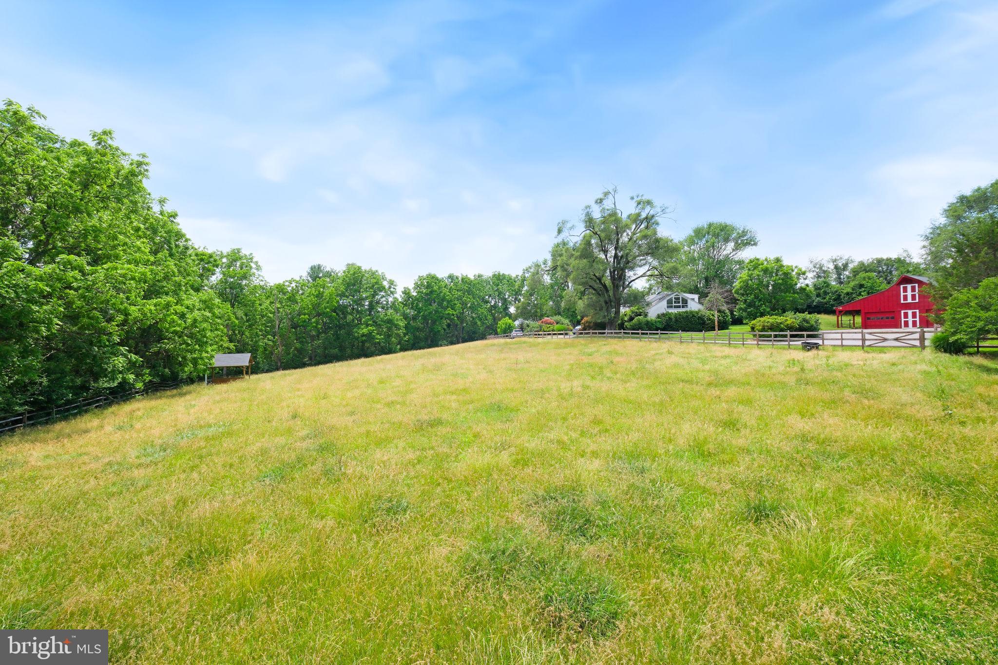 10600 RED BARN LANE A