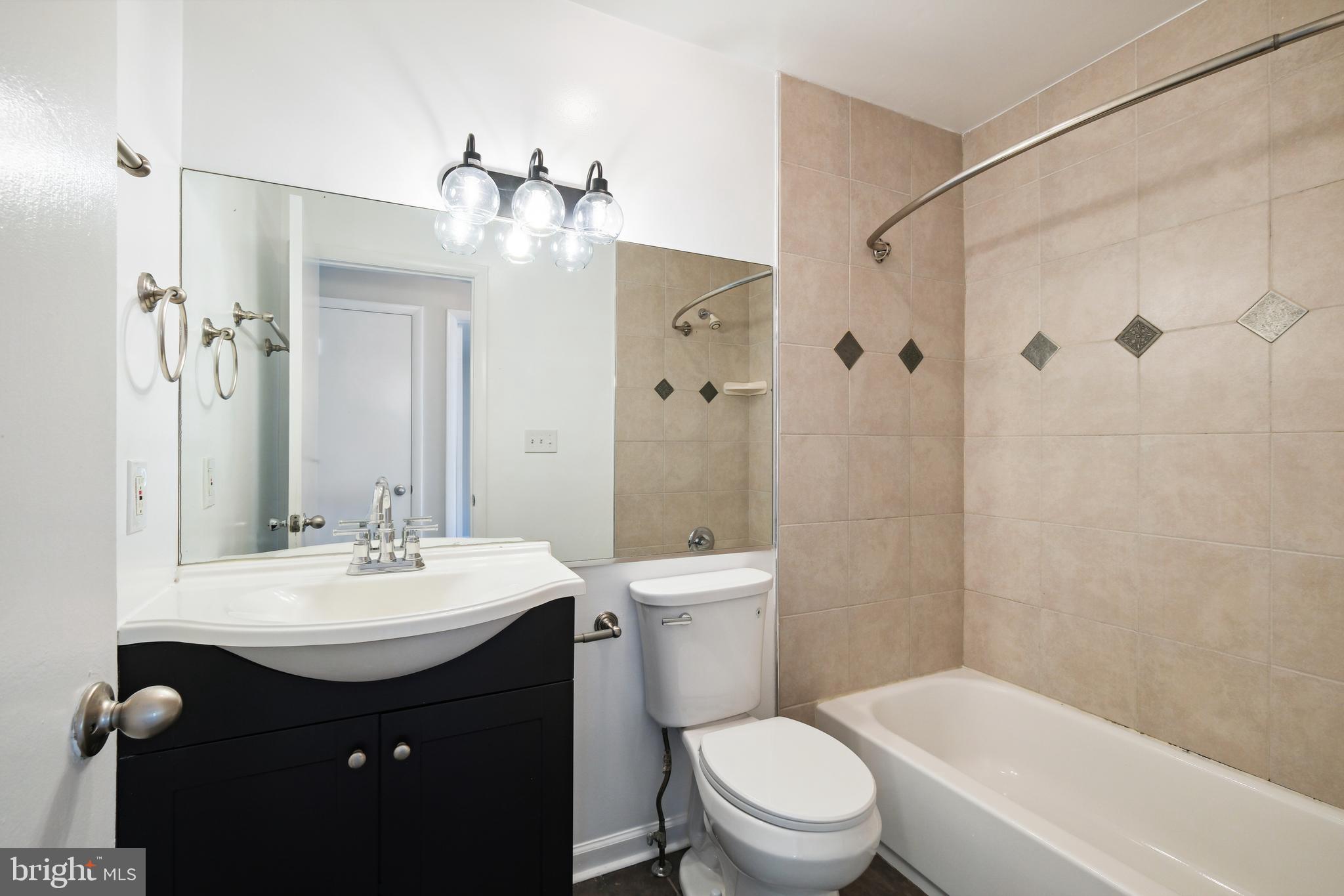 18411 GUILDBERRY DRIVE 302