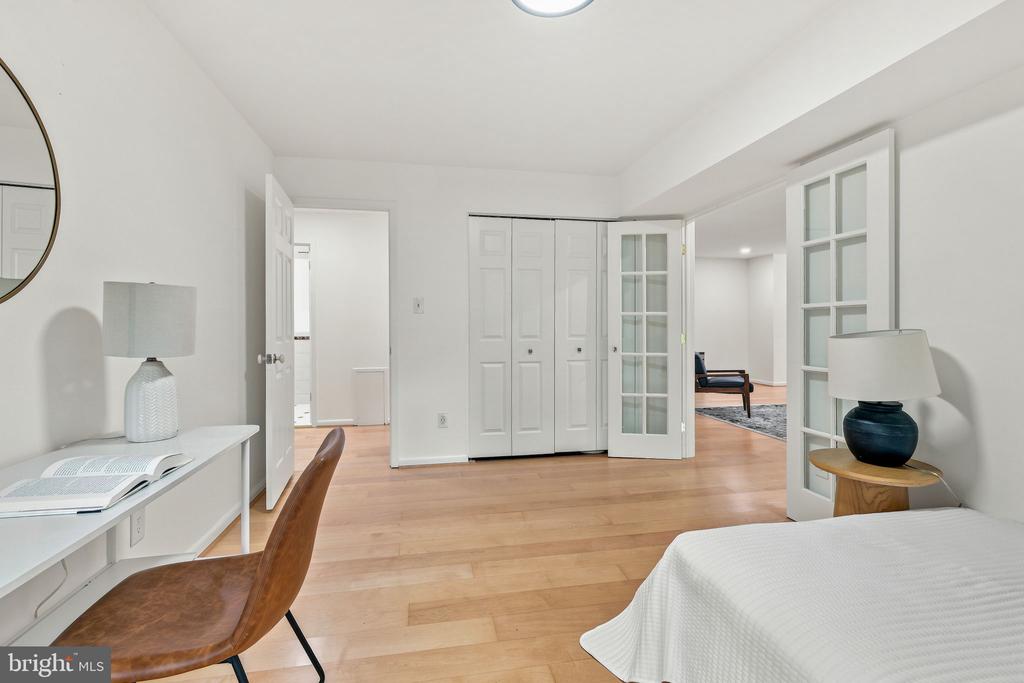5809 EDSON Unit: 303