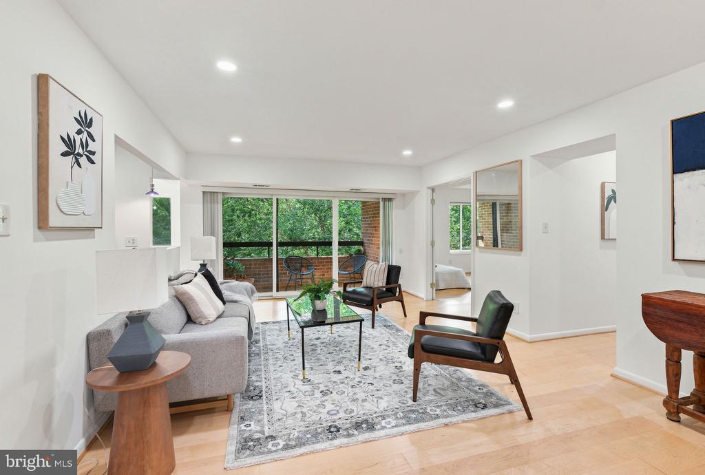 5809 EDSON Unit: 303