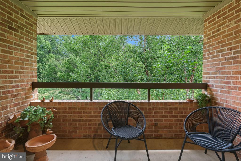 5809 EDSON Unit: 303