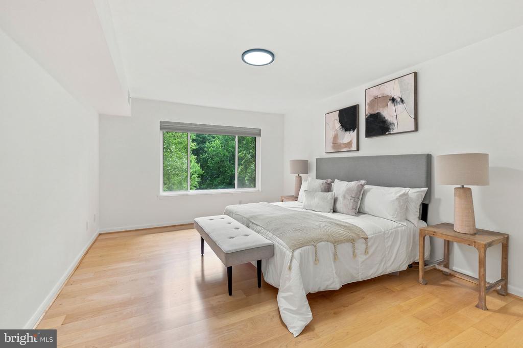 5809 EDSON Unit: 303