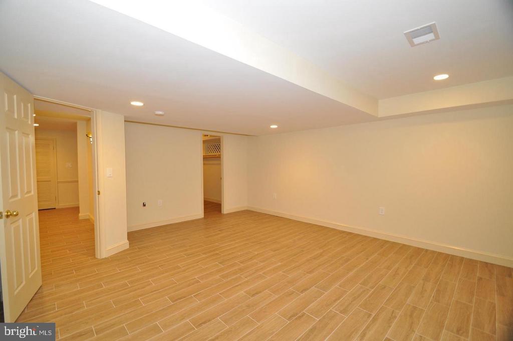 11132 LUXMANOR ROAD