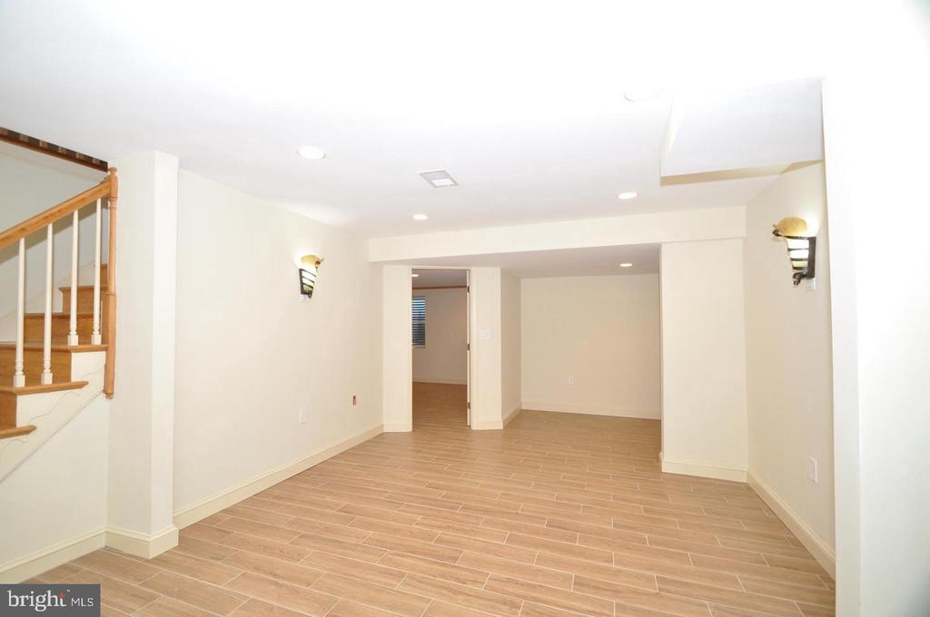 11132 LUXMANOR ROAD