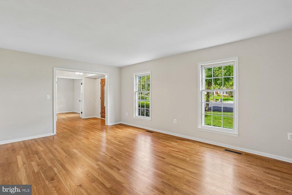 12 LILY POND COURT