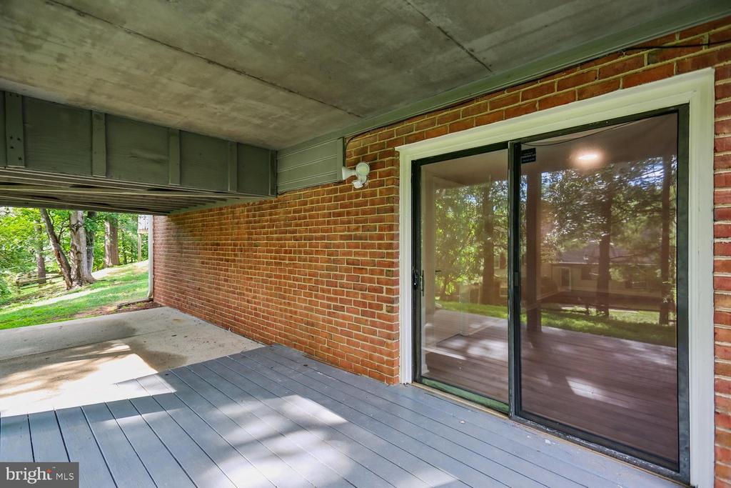 12 LILY POND COURT