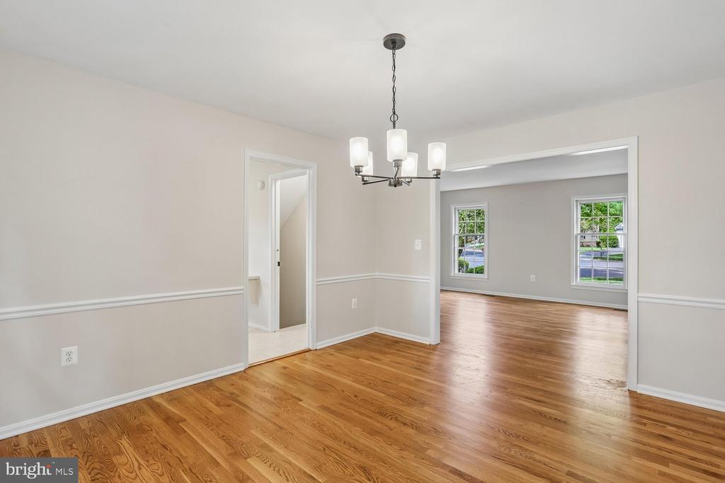 12 LILY POND COURT
