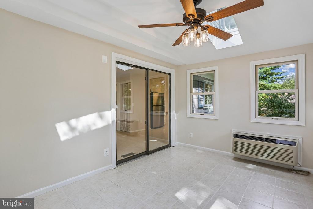 12 LILY POND COURT
