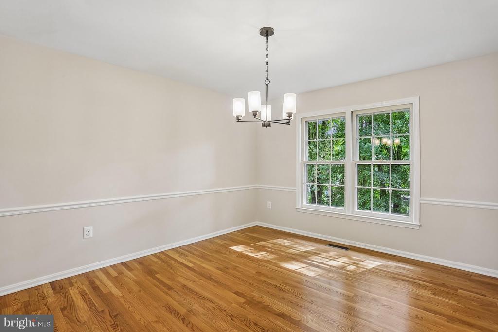 12 LILY POND COURT