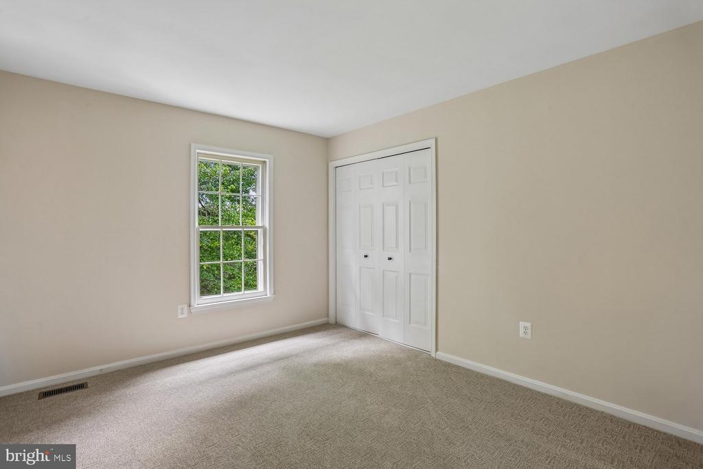 12 LILY POND COURT