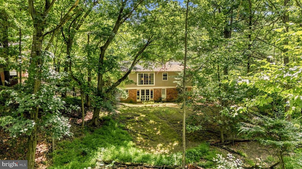 11504 PARKEDGE DRIVE